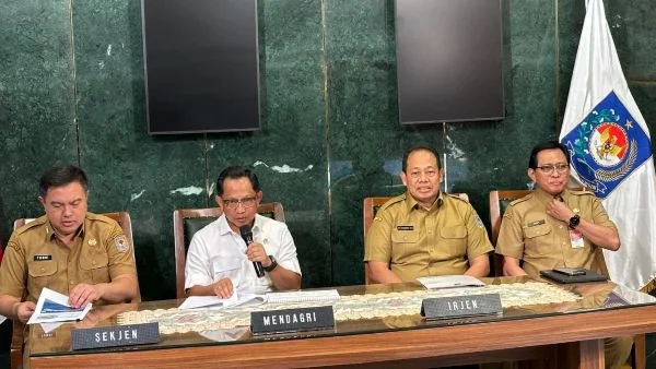 Menteri Dalam Negeri Tito Karnavian saat konferensi pers di Jakarta (Dok : Ist).