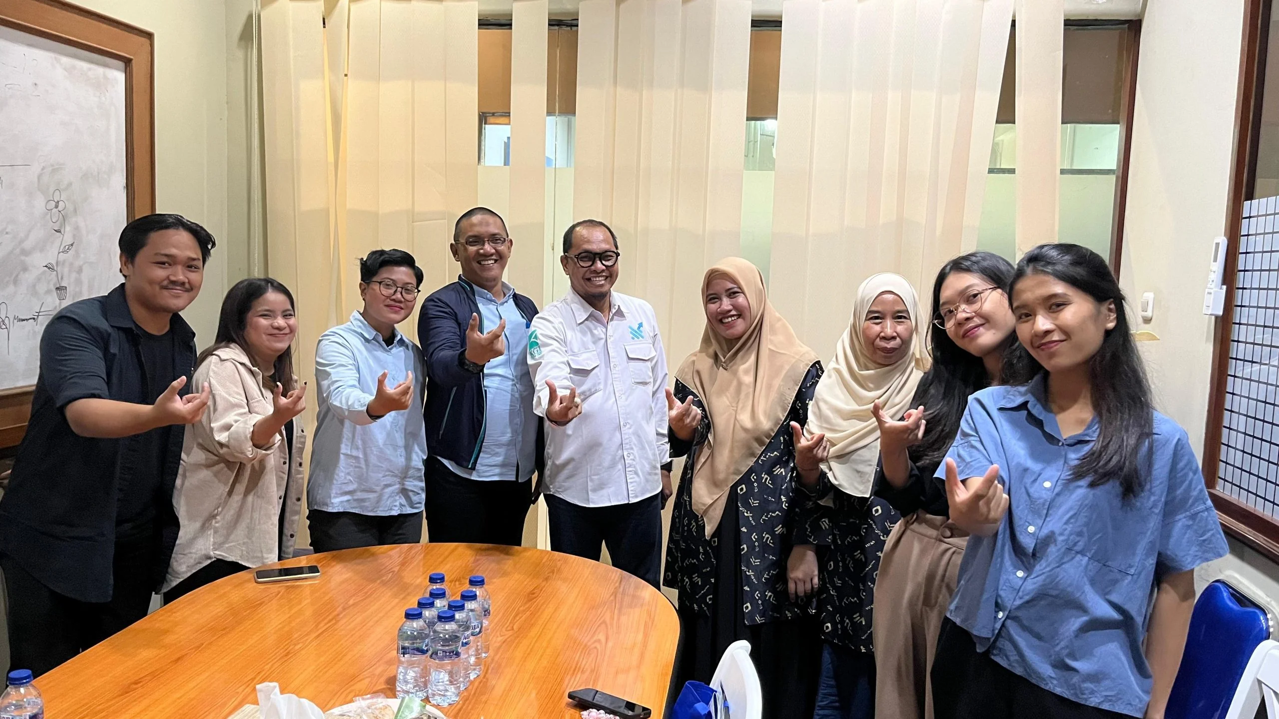 Ketua Prodi Ilmu Komunikasi Unifa melakukan kunjungan ke PT Kabar Bursa Indonesia di Jakarta Selatan, (Nade)