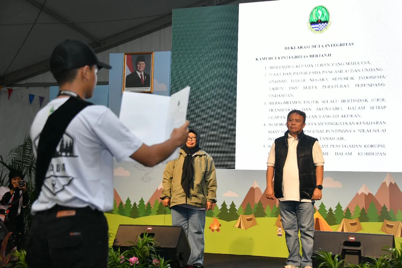 Sekda Jabar Herman Suryaman Kukuhkan Siswa SMA/SMK. DOC: (IST)