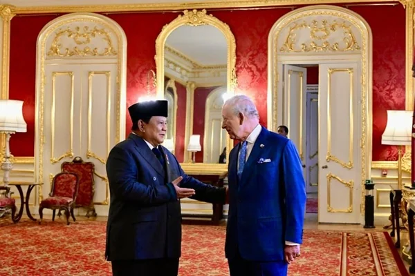 Presiden Republik Indonesia Prabowo Subianto melakukan pertemuan dengan Raja Inggris Charles III di London (Dok : Ist).