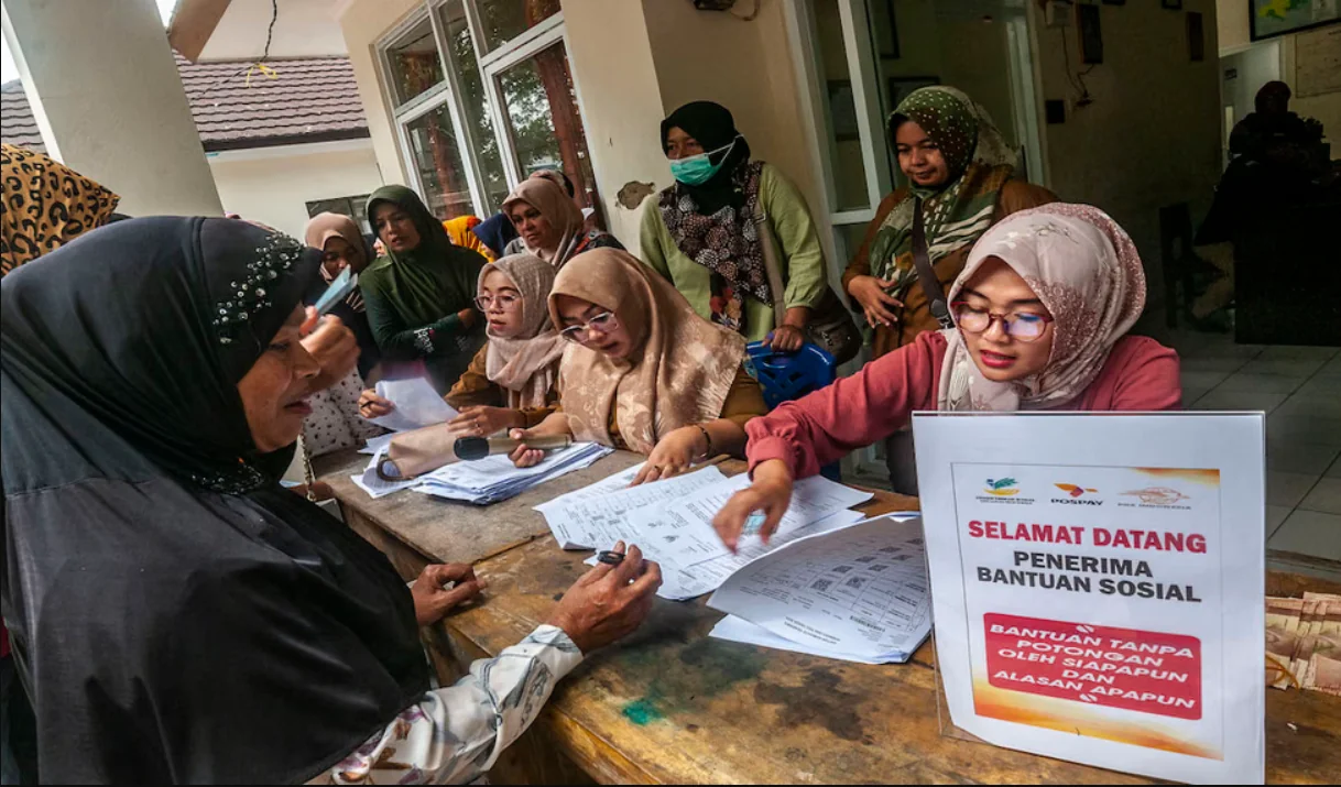 Ilustrasi Penerimaan dana bansos